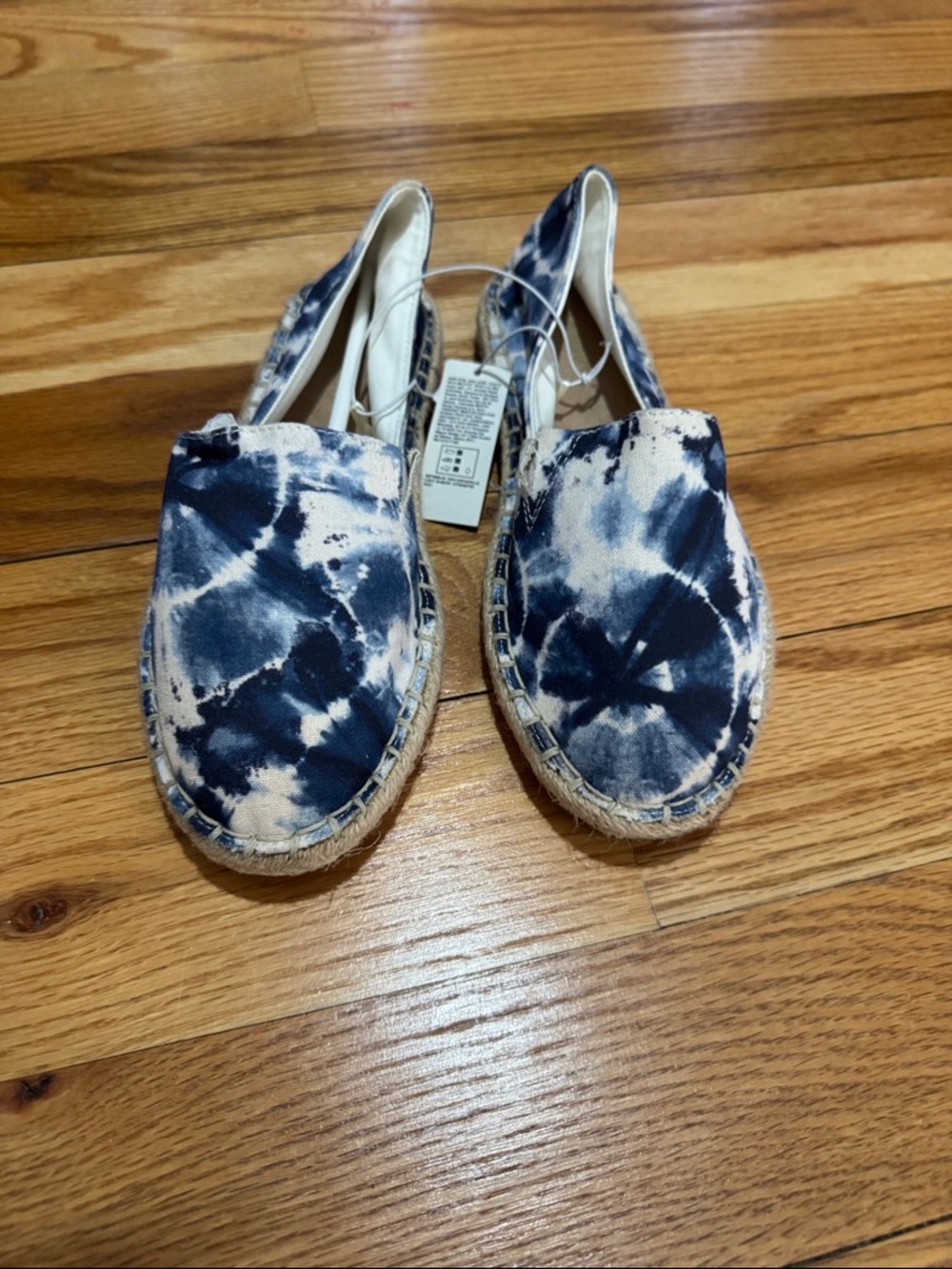 Old Navy Navy Blue and White Tie-Dye Espadrille Slip-Ons